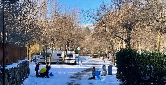 Camping L'Enclave Mobil-Home Estavar 외부 사진
