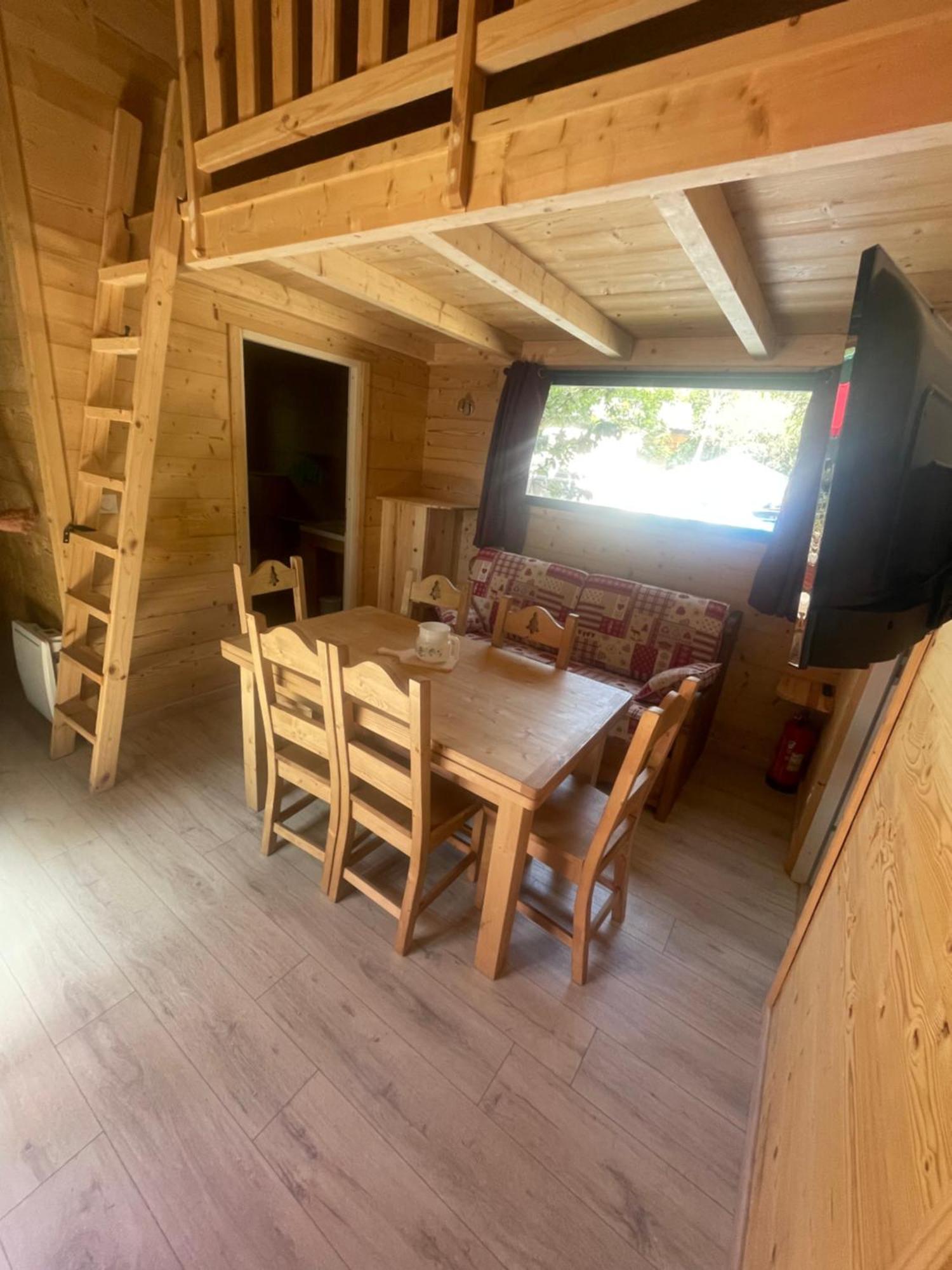 Camping L'Enclave Mobil-Home Estavar 외부 사진