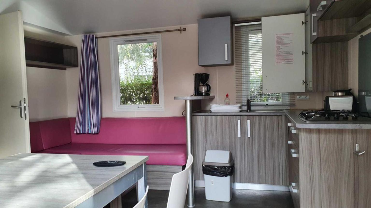 Camping L'Enclave Mobil-Home Estavar 외부 사진