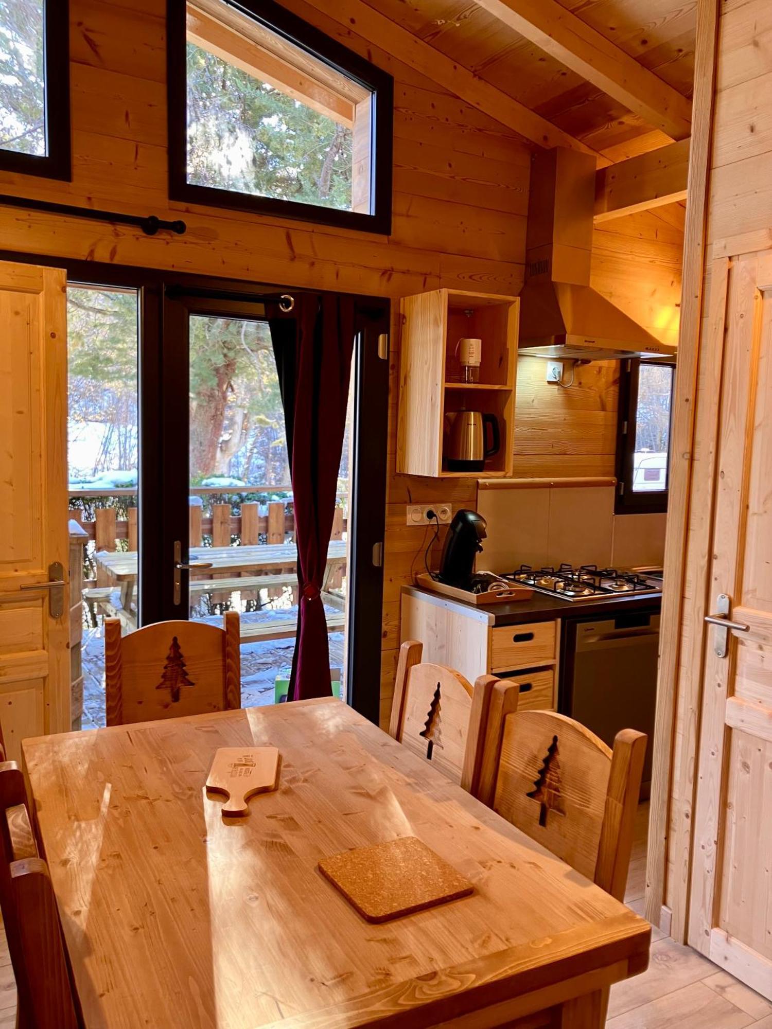 Camping L'Enclave Mobil-Home Estavar 외부 사진