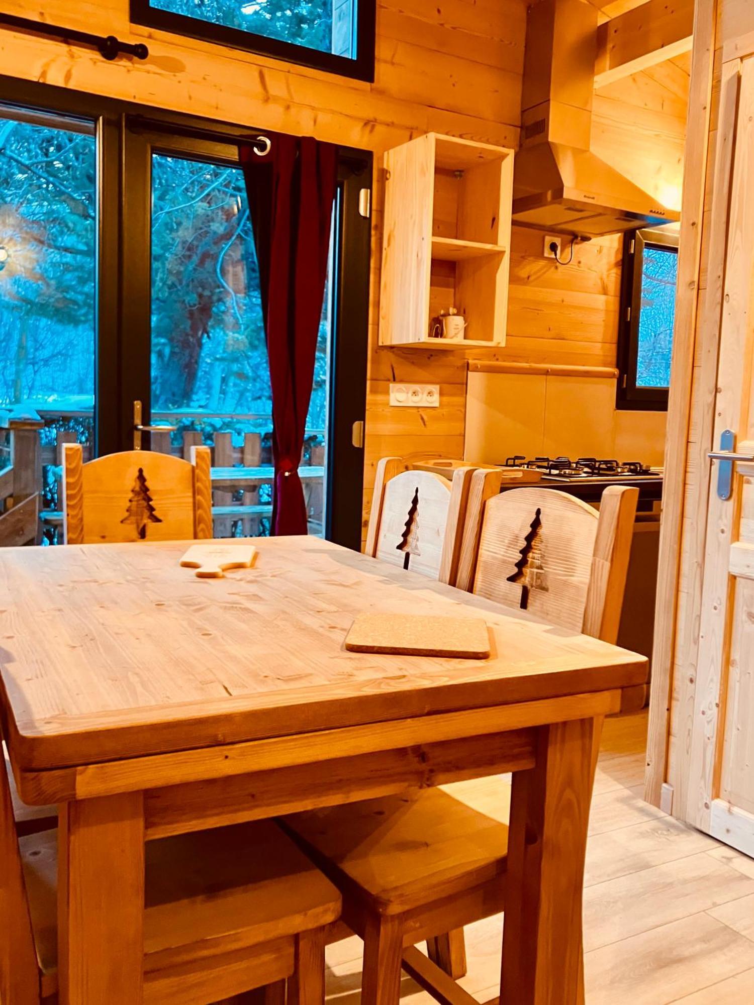 Camping L'Enclave Mobil-Home Estavar 외부 사진