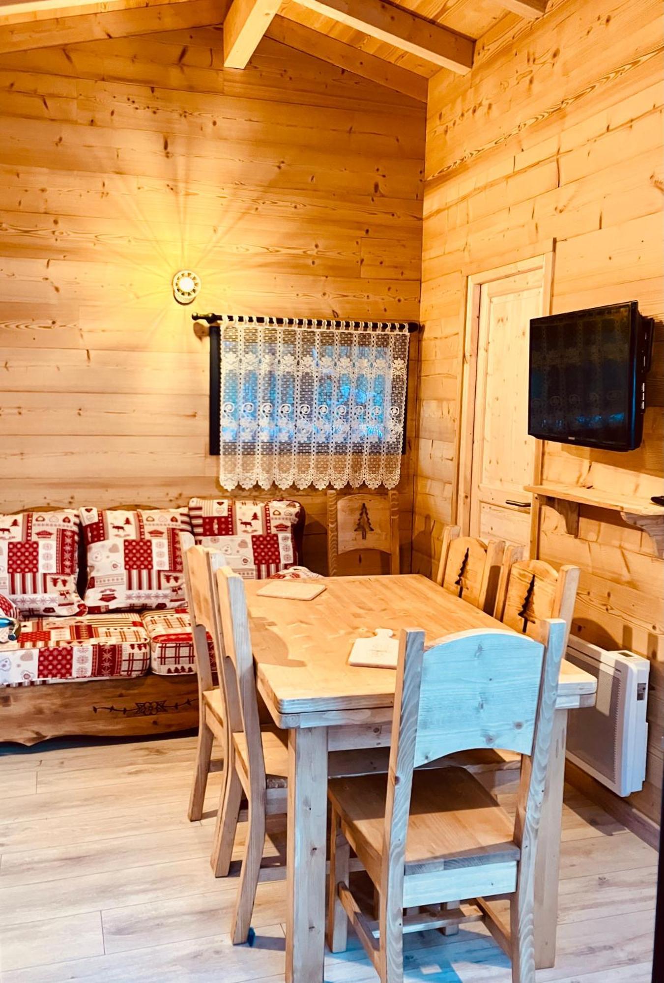 Camping L'Enclave Mobil-Home Estavar 외부 사진